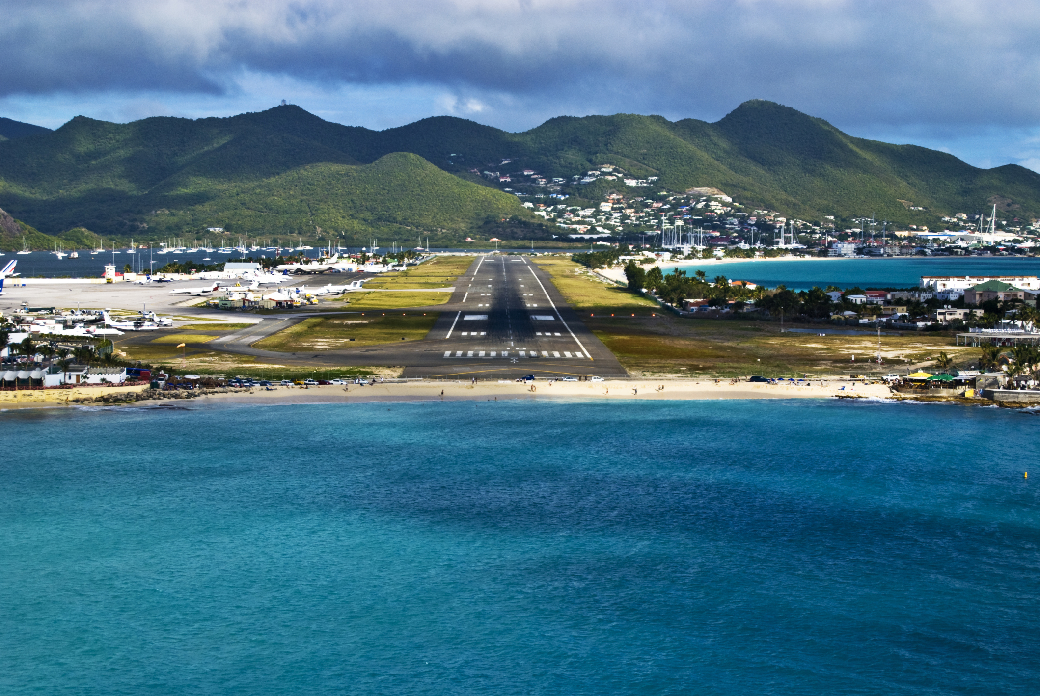 Пляж Maho Beach